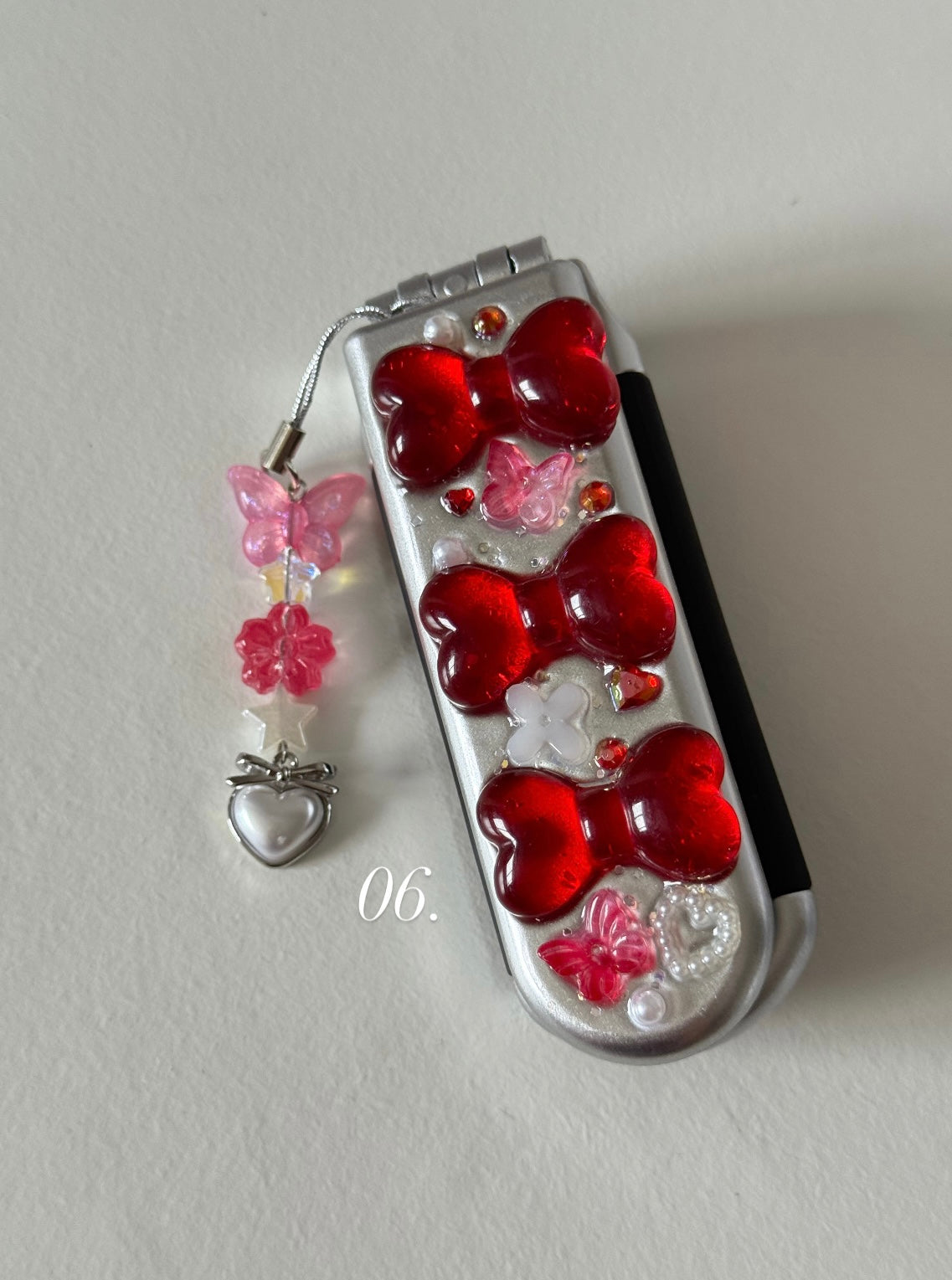 compact mirror and comb