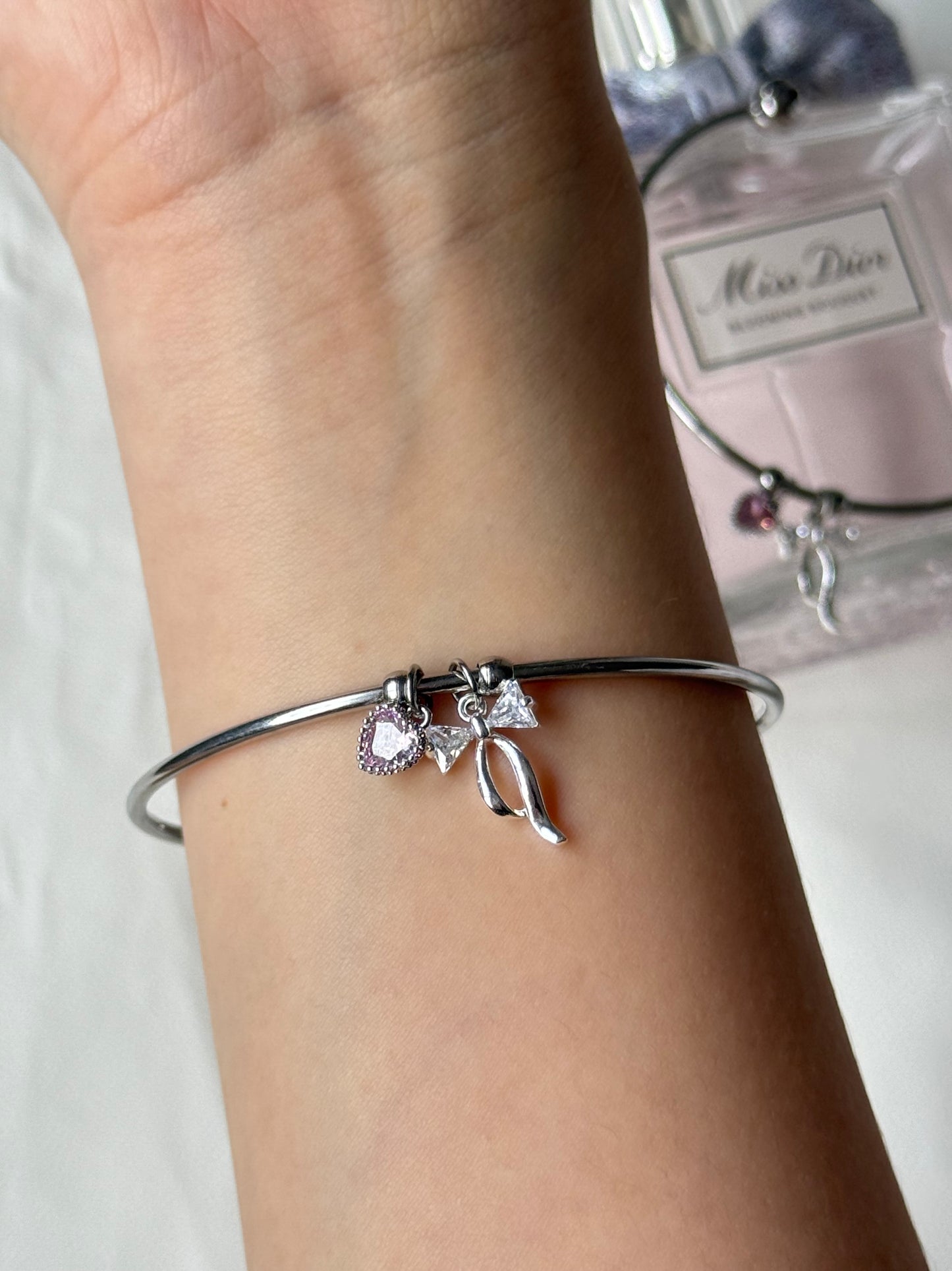 hearty ribbon cuff bangle